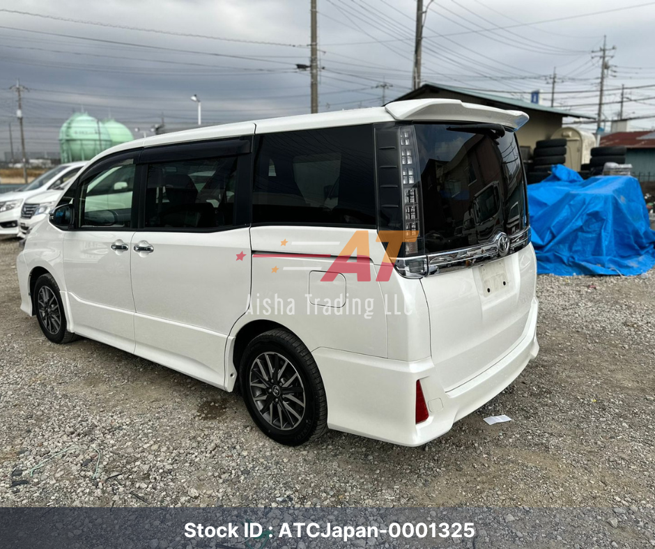 2016 Toyota Voxy